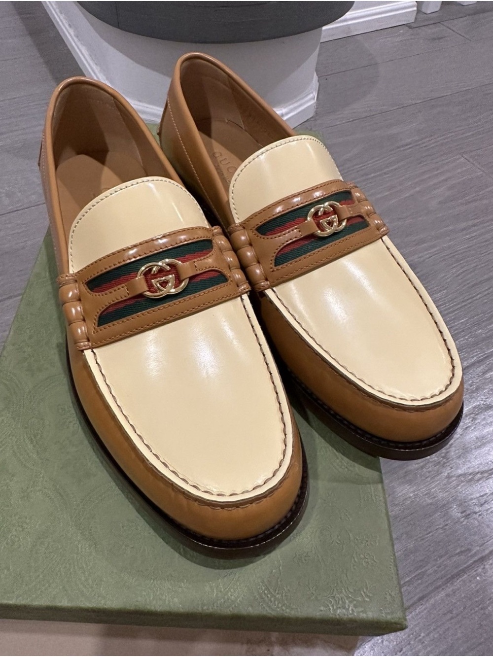Gucci Cream and Tan Leather Webbed Penny Loafers with Gold GG